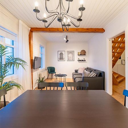 Day Dream Central Akureyri Three Bedroom Apt Exterior foto