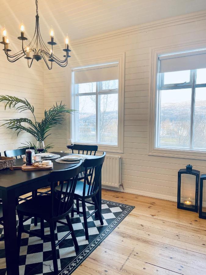 Day Dream Central Akureyri Three Bedroom Apt Exterior foto