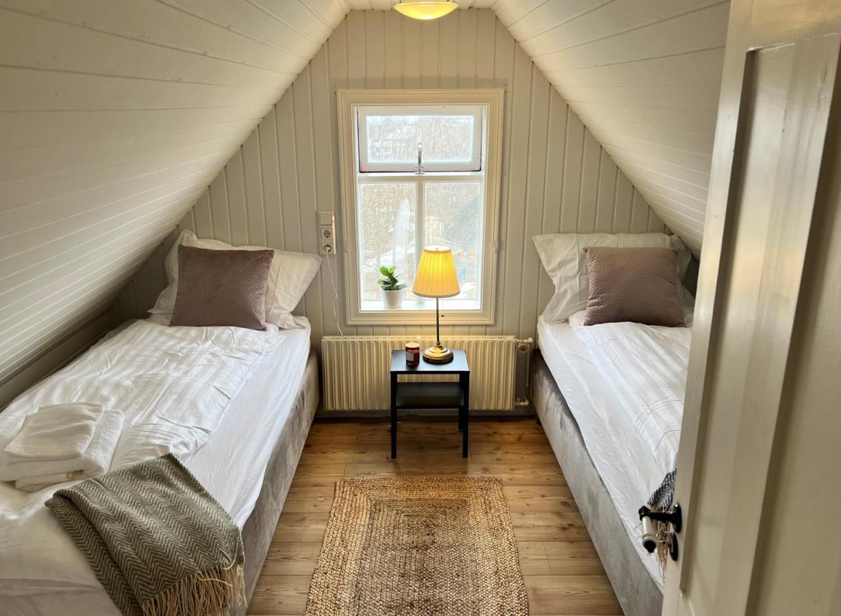 Day Dream Central Akureyri Three Bedroom Apt Exterior foto