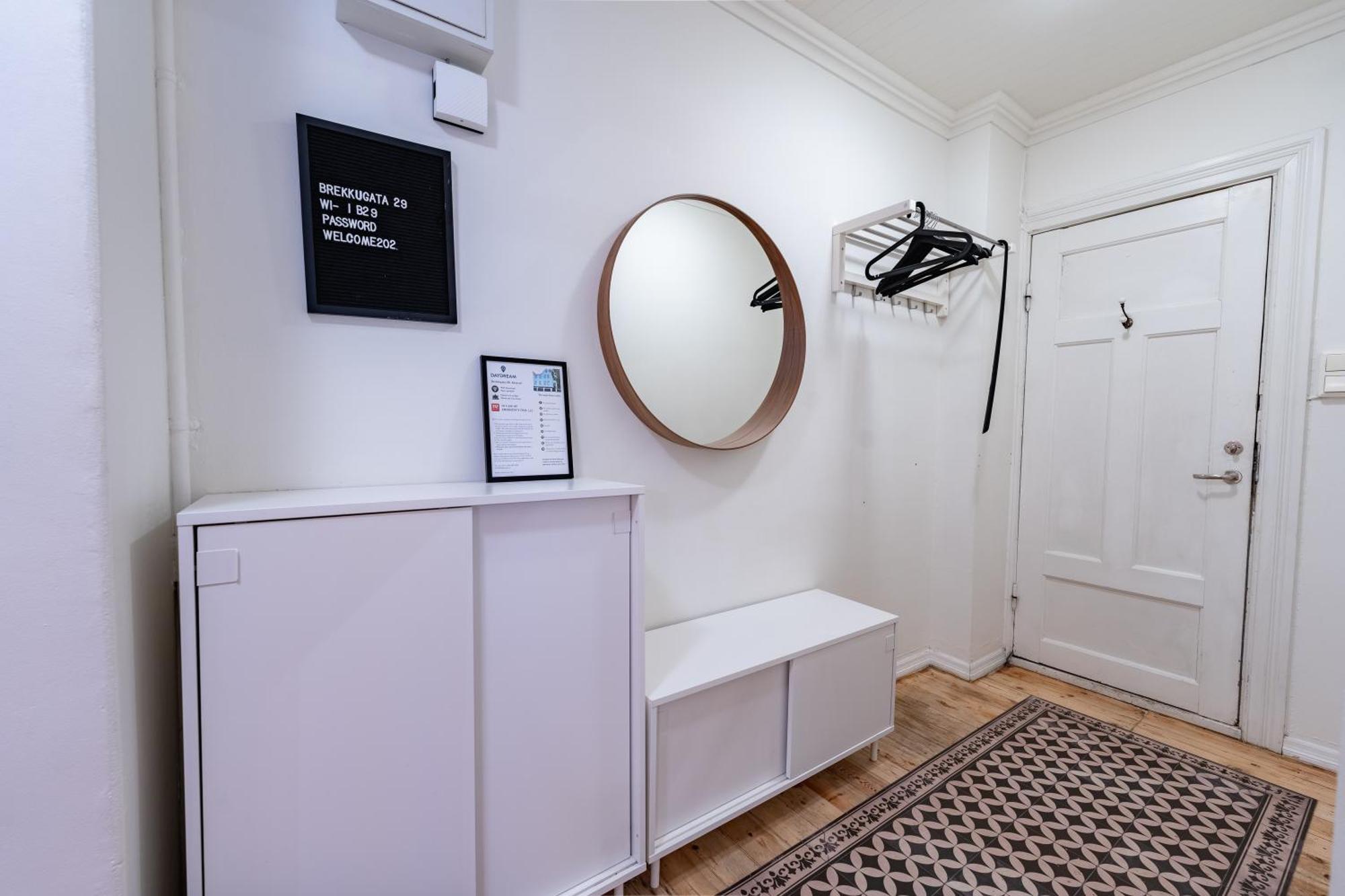 Day Dream Central Akureyri Three Bedroom Apt Exterior foto
