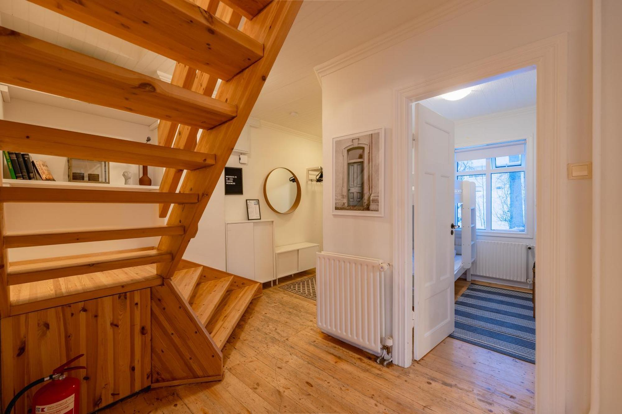Day Dream Central Akureyri Three Bedroom Apt Exterior foto