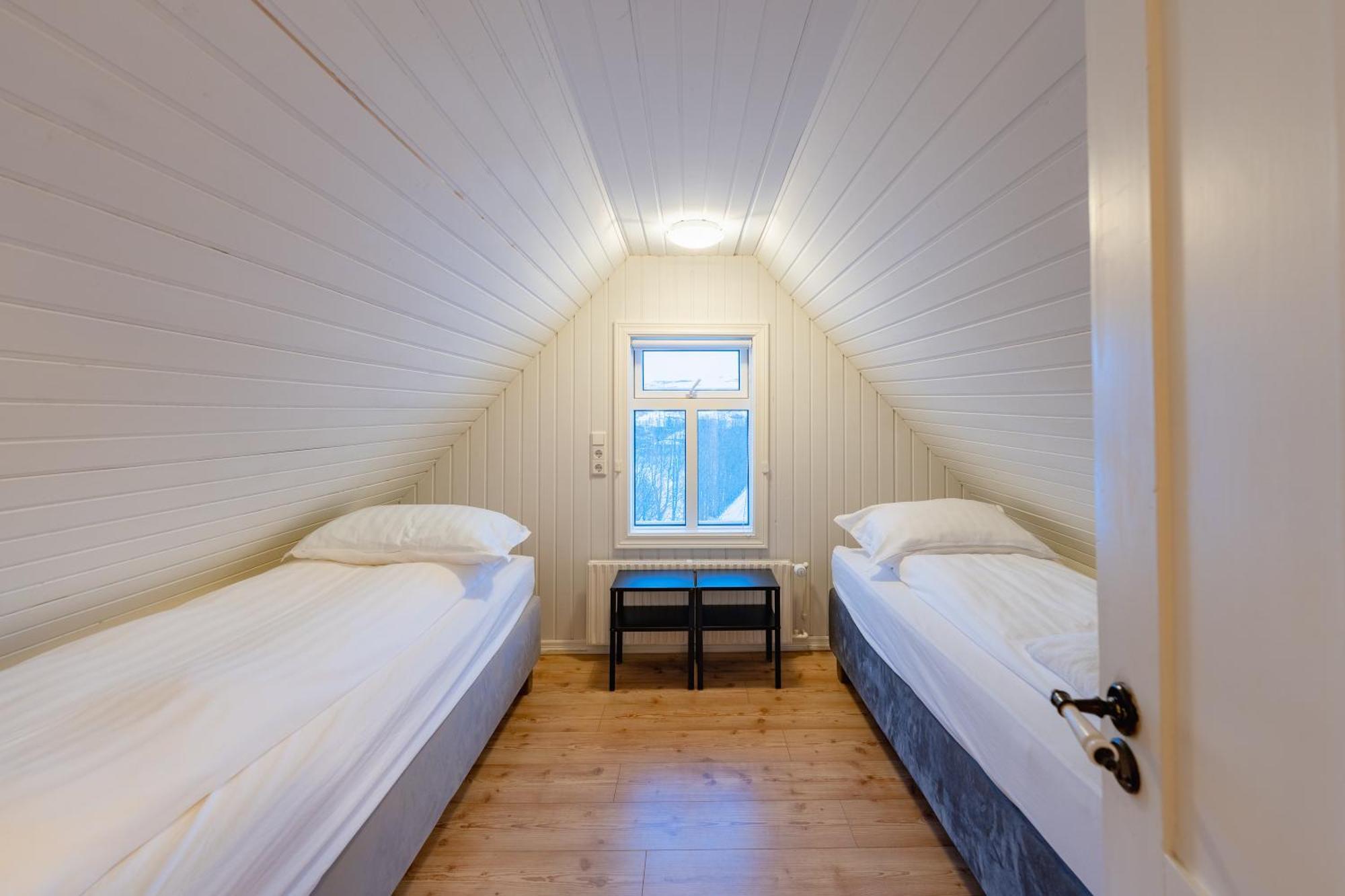 Day Dream Central Akureyri Three Bedroom Apt Exterior foto